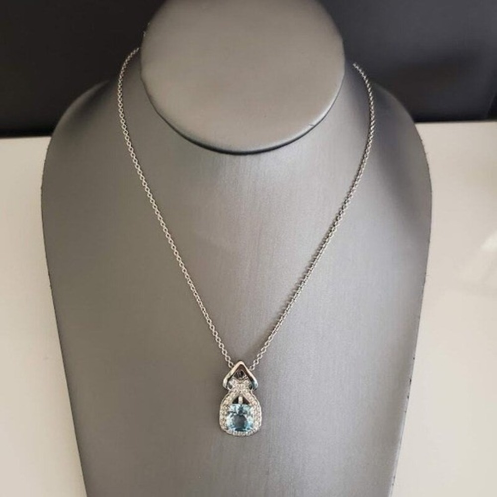 Gold Coast Cushion Cut Faux Aquamarine Halo Necklace Platinum Plated Gift - Picture 5 of 8